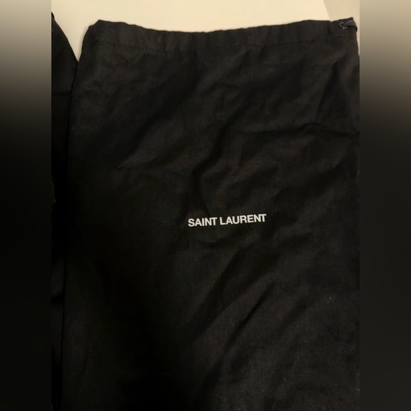 Saint Laurent Glossy Black Heels - Picture 3 of 3